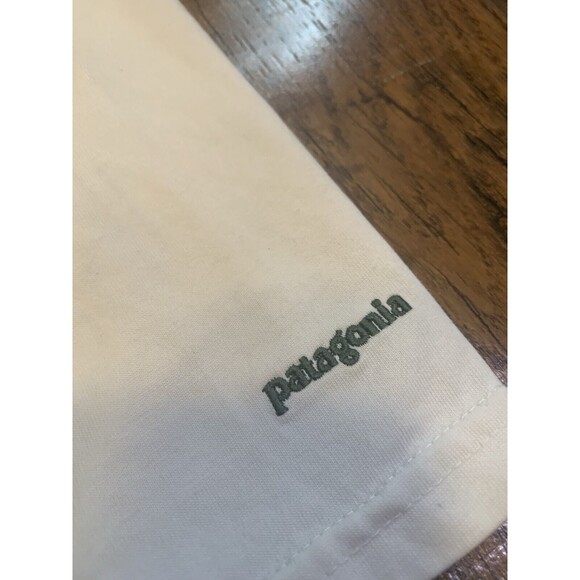 Patagonia Mens Large Ivory/bone color polo shirt W/Army Green Stitching - Picture 2 of 5